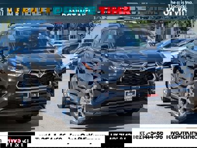 New 2025 Toyota Highlander Limited