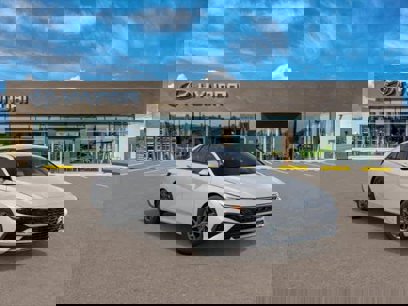 New 2025 Hyundai Elantra Blue