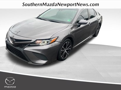 Used 2018 Toyota Camry SE w/ Moonroof Package