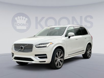 New 2025 Volvo XC90 T8 Core w/ Protection Package