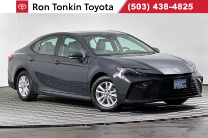New 2025 Toyota Camry LE
