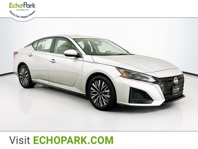 Used 2023 Nissan Altima 2.5 SV