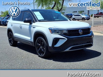 Certified 2024 Volkswagen Taos SE w/ Panoramic Sunroof Package