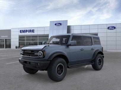 New 2025 Ford Bronco Outer Banks