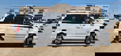 Used 2015 Chrysler Town & Country Touring-L w/ Driver Convenience Group