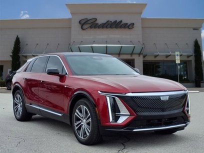 New 2025 Cadillac Lyriq Luxury