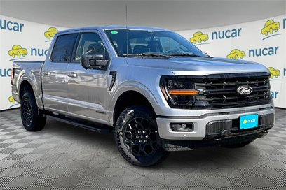 New 2025 Ford F150 XLT w/ Equipment Group 302A MID