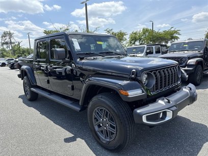 New 2025 Jeep Gladiator Sport