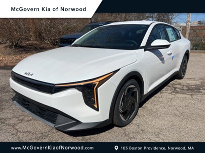 New 2025 Kia K4 EX