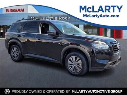 Used 2022 Nissan Pathfinder SV w/ SV Black Package