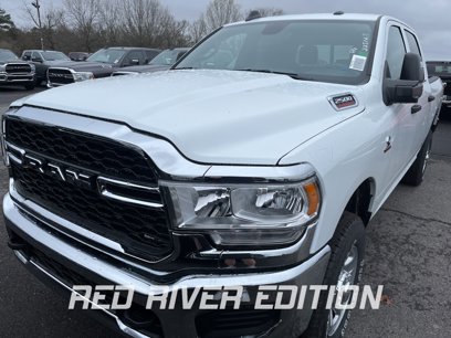New 2024 RAM 2500 Tradesman w/ Chrome Appearance Group