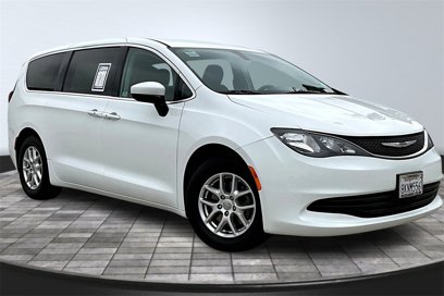 Certified 2019 Chrysler Pacifica Touring