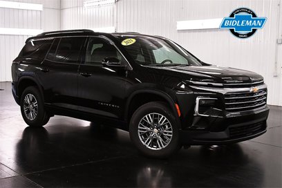 New 2025 Chevrolet Traverse LT w/ Driver Confidence Package