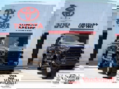 New 2025 Toyota Tacoma SR5
