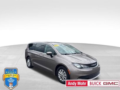 Used 2017 Chrysler Pacifica Touring w/ Tire & Wheel Group