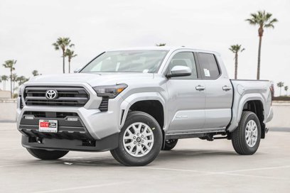 New 2025 Toyota Tacoma SR5