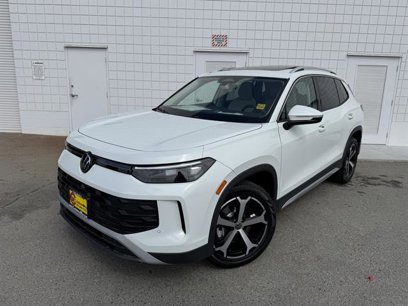 New 2025 Volkswagen Tiguan SE