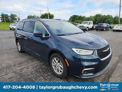 Used 2022 Chrysler Pacifica Touring-L