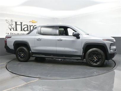New 2025 Chevrolet Silverado EV LT