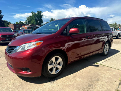 Used 2014 Toyota Sienna LE