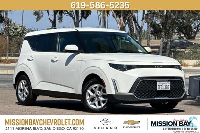 Used 2023 Kia Soul LX w/ LX Technology Package