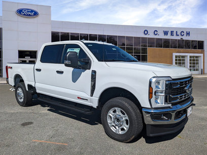 New 2025 Ford F250 XLT