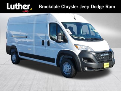 New 2025 RAM ProMaster 2500 w/ Convenience Group