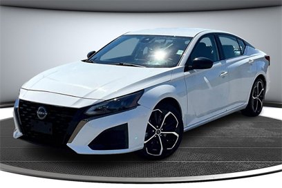 Used 2023 Nissan Altima 2.5 SR