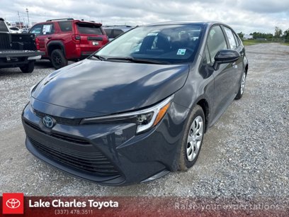 New 2025 Toyota Corolla LE