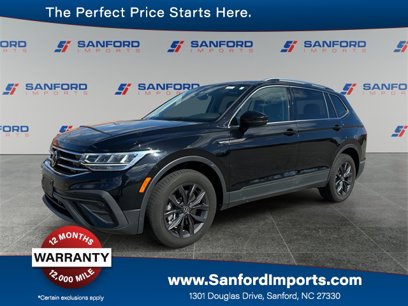 Used 2022 Volkswagen Tiguan SE w/ Panoramic Sunroof Package