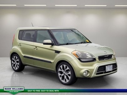 Used 2013 Kia Soul ! w/ Premium Pkg