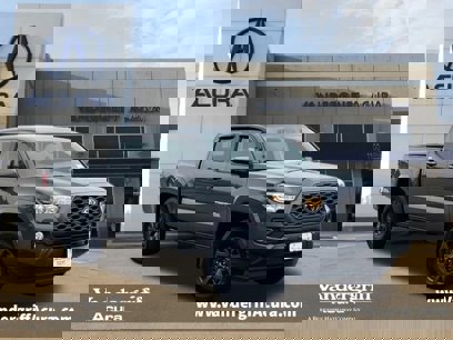Used 2022 Toyota Tacoma SR5