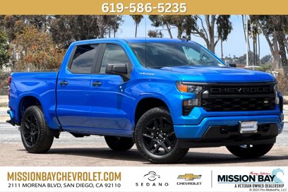 New 2025 Chevrolet Silverado 1500 Custom w/ Turbomax Blackout Package