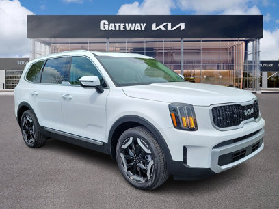 New 2024 Kia Telluride EX w/ EX Captain's Chair Package