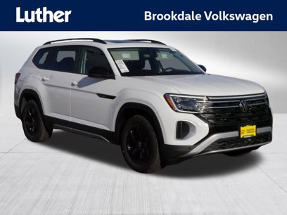 New 2025 Volkswagen Atlas Peak Edition SE