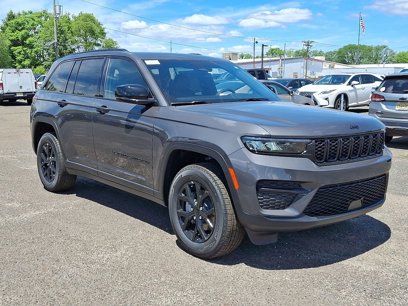 New 2025 Jeep Grand Cherokee Altitude