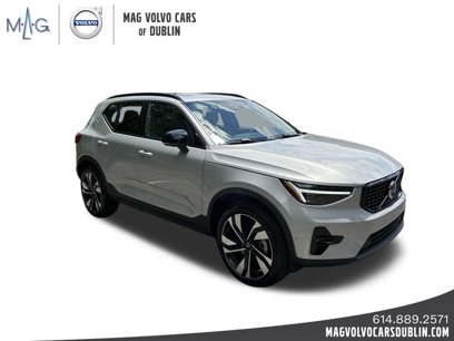 New 2025 Volvo XC40 B5 Ultra w/ Protection Package Premier