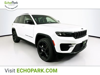 Used 2023 Jeep Grand Cherokee Altitude