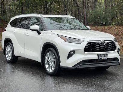 Used 2021 Toyota Highlander Limited