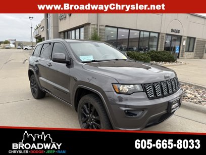 Used 2019 Jeep Grand Cherokee Altitude