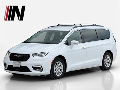 Used 2022 Chrysler Pacifica Touring-L