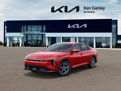 New 2025 Kia K4 LXS