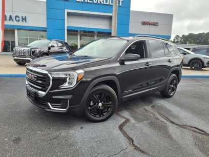 Used 2022 GMC Terrain SLE w/ Driver Convenience Package