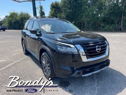 Used 2024 Nissan Pathfinder SL w/ SL Premium Package