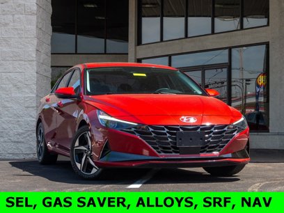 Used 2022 Hyundai Elantra SEL w/ Convenience + Premium Package