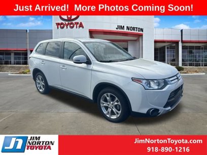Used 2015 Mitsubishi Outlander SE