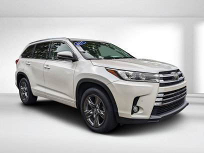Used 2017 Toyota Highlander Limited Platinum