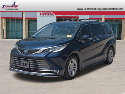 Used 2022 Toyota Sienna Limited