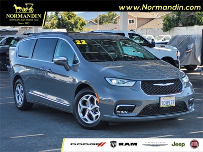 Used 2022 Chrysler Pacifica Limited