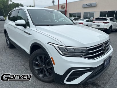 Used 2022 Volkswagen Tiguan SE